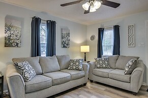 Near Lake Wylie - Updated Cottage w/ Yard!