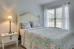 Near Lake Wylie - Updated Cottage w/ Yard!