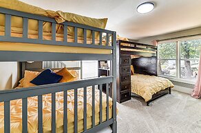 Near Campus & Casino: Family-friendly Durant Home!