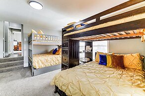 Near Campus & Casino: Family-friendly Durant Home!