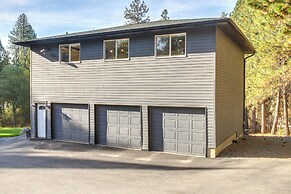 Lake-view Apt w/ Furnished Deck in Hayden!