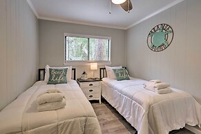 < 1 Mi to Beach: Hilton Head Condo w/ Pool Access!