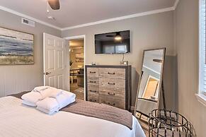 < 1 Mi to Beach: Hilton Head Condo w/ Pool Access!