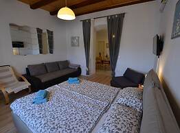 Tranquil Rovinj Studio Apartments