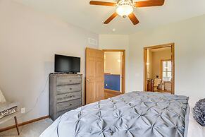 Resort-style Amenities: Home 10 Mi to Galena!