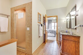 Resort-style Amenities: Home 10 Mi to Galena!