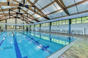 Resort-style Amenities: Home 10 Mi to Galena!