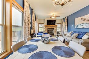 Resort-style Amenities: Home 10 Mi to Galena!