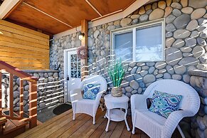 1 Mi to Burfoot Park: Olympia Apt w/ Scenic Views