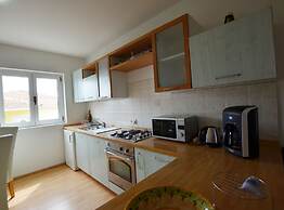 Spacious Apartment With Loggia