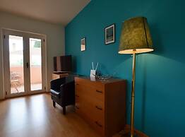 Spacious Apartment With Loggia