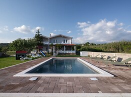 House Rose With Garden and Pool
