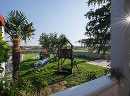 House Rose With Garden and Pool