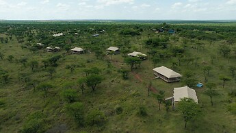 Seregenti Kifaru Tented Lodge