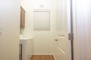 Cozy Granville Retreat W/ Modern Amenities 3 Bedroom Home