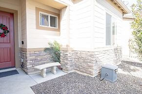 Cozy Granville Retreat W/ Modern Amenities 3 Bedroom Home