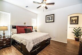 Cozy Granville Retreat W/ Modern Amenities 3 Bedroom Home