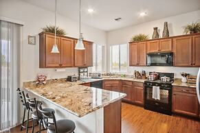 Cozy Granville Retreat W/ Modern Amenities 3 Bedroom Home