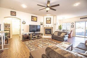 Cozy Granville Retreat W/ Modern Amenities 3 Bedroom Home