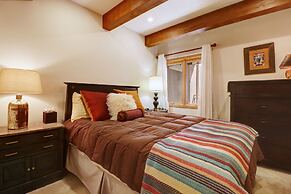 Pg305 Peregrine 3 Bedroom Condo