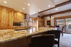 Pg305 Peregrine 3 Bedroom Condo