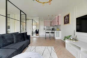 Rezydencja Wintera & Parking by Downtown Apartments