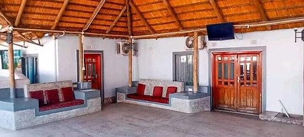 Sunset Junction Lodge & Tours