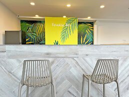 Zaba Beach House