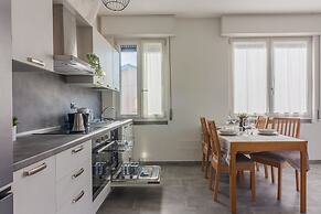 Sweet Caroline in Lierna