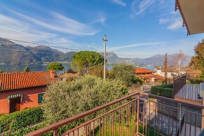 Sweet Caroline in Lierna