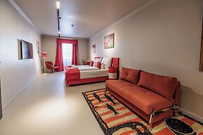 Barka Galéria Hotel és Étterem