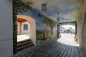 Barka Galéria Hotel és Étterem