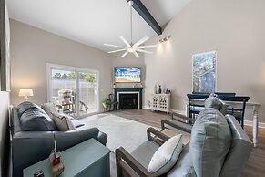 Mariner Lakes Condos