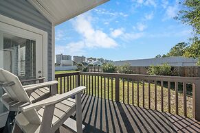 Mariner Lakes Condos