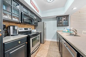 Mariner Lakes Condos