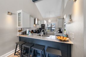 Mariner Lakes Condos