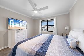 Mariner Lakes Condos