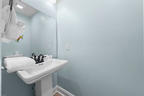 Mariner Lakes Condos