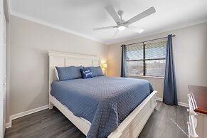 Mariner Lakes Condos