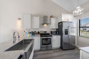 Mariner Lakes Condos