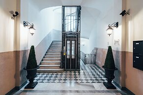 INDIPENDENZA APARTMENT CITY CENTER