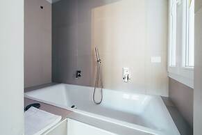 INDIPENDENZA APARTMENT CITY CENTER