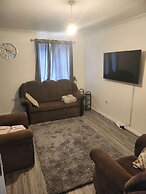 City Centre - 2 Bedrooms - Pet Friendly - Garden