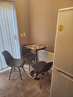 City Centre - 2 Bedrooms - Pet Friendly - Garden