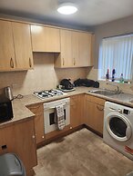 City Centre - 2 Bedrooms - Pet Friendly - Garden