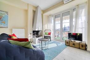 Acropolis Penthouse With 50mbps Wifi