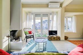 Acropolis Penthouse With 50mbps Wifi