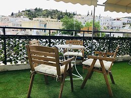 Acropolis Penthouse With 50mbps Wifi