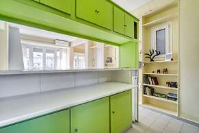 Acropolis Penthouse With 50mbps Wifi