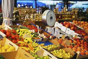 500mbps Wifi Studio 1min From Attiki Metro Station